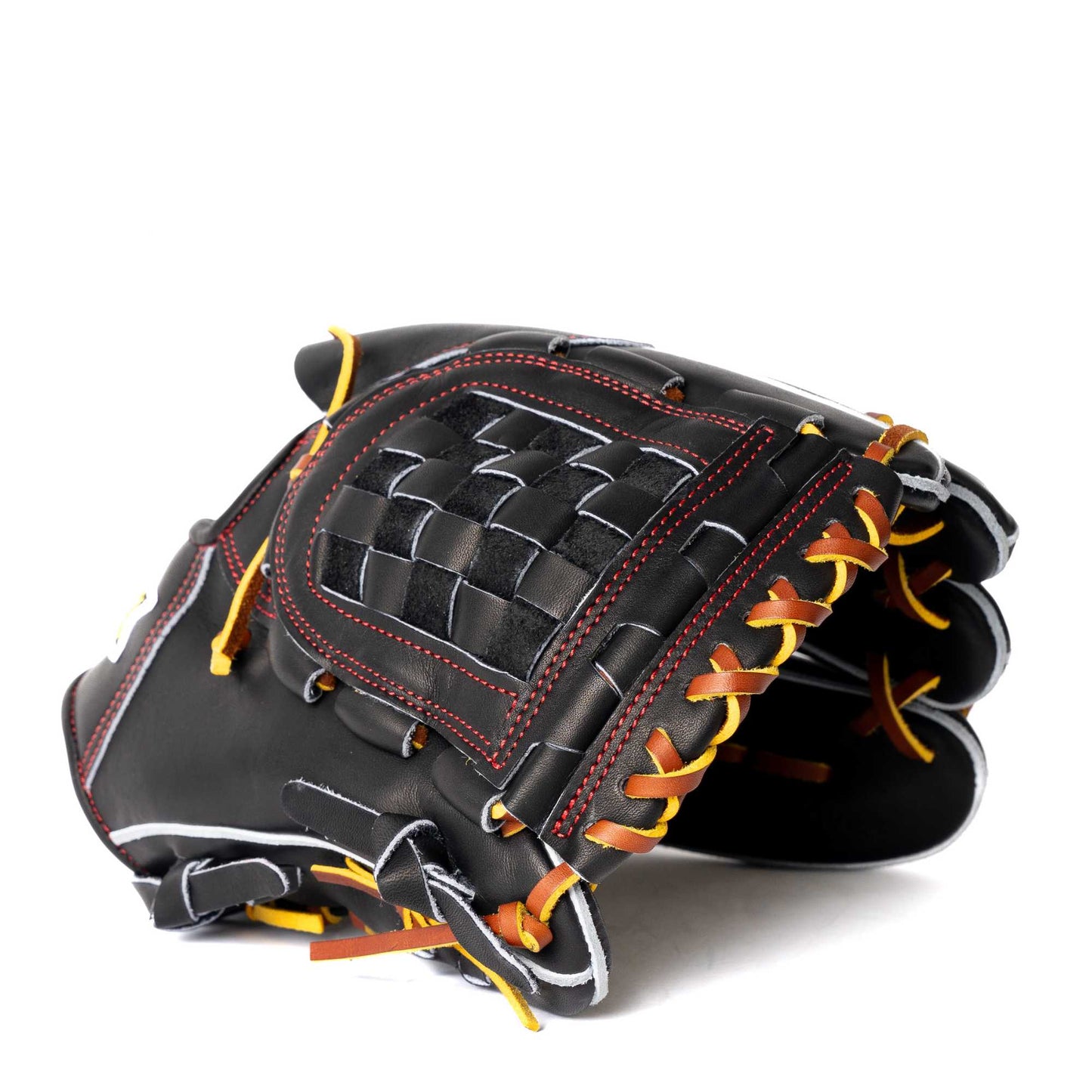 EN-7 | Pitcher | Black | 11.5"