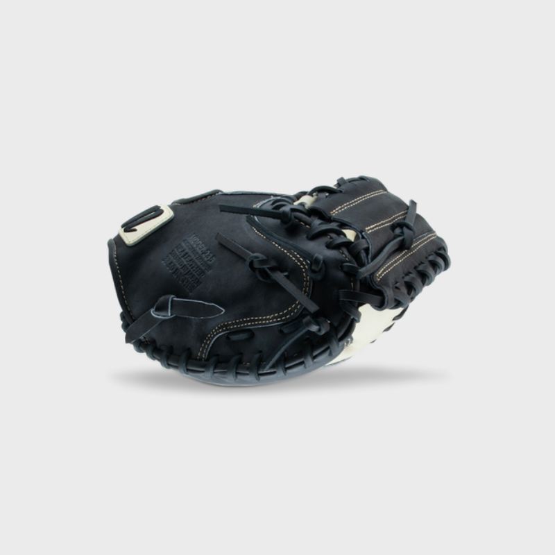 Marucci Capitol 33.5" 235C1 Baseball Catcher's Mitt